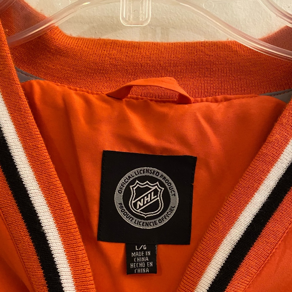 Men’s Flyers VNeck Sweatshirt Size L - Picture 2 of 3